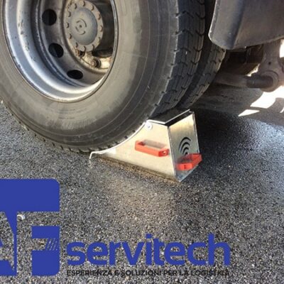 dispositivi-di-sicurezza-per-punti-di-carico-bologna-reggio-emilia|cunei-fermaruota-per-camion-reggio-emilia|semaforo-a-led-esterno|sicurezza-per-punti-di-carico-bologna|radar-di-rilevazione-automezzo|cuneo-fermaruota-per-camion-e-punti-di-carico-bologna|dispositivi-bloccaruota-per-camion-reggio-emilia